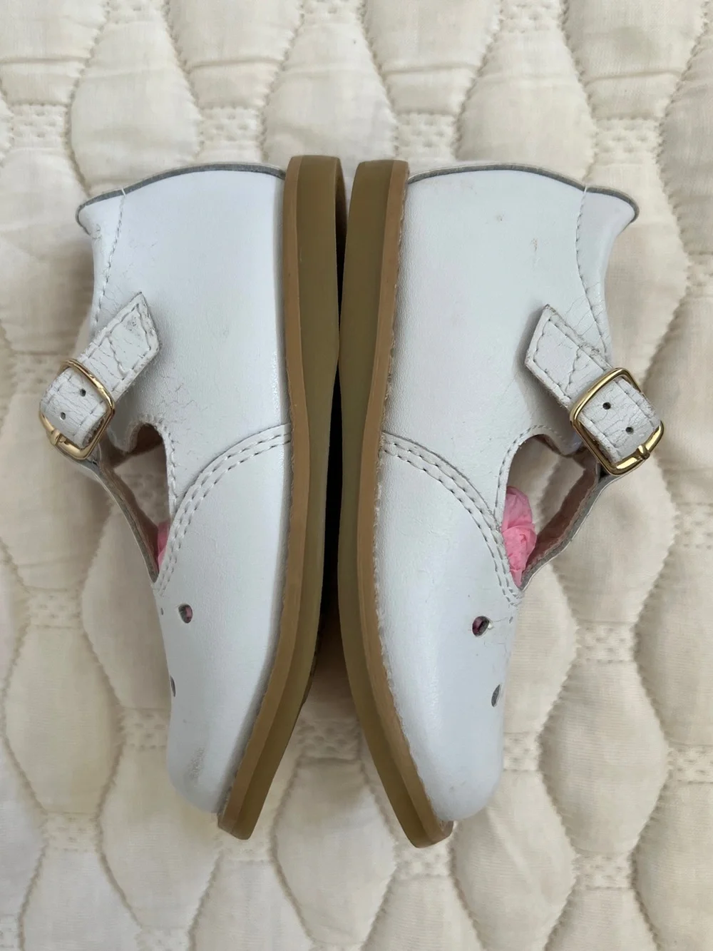 FootMates Mary Jane Dress Shoes Girls Size 5.5 M White T-Strap Leather Buckle